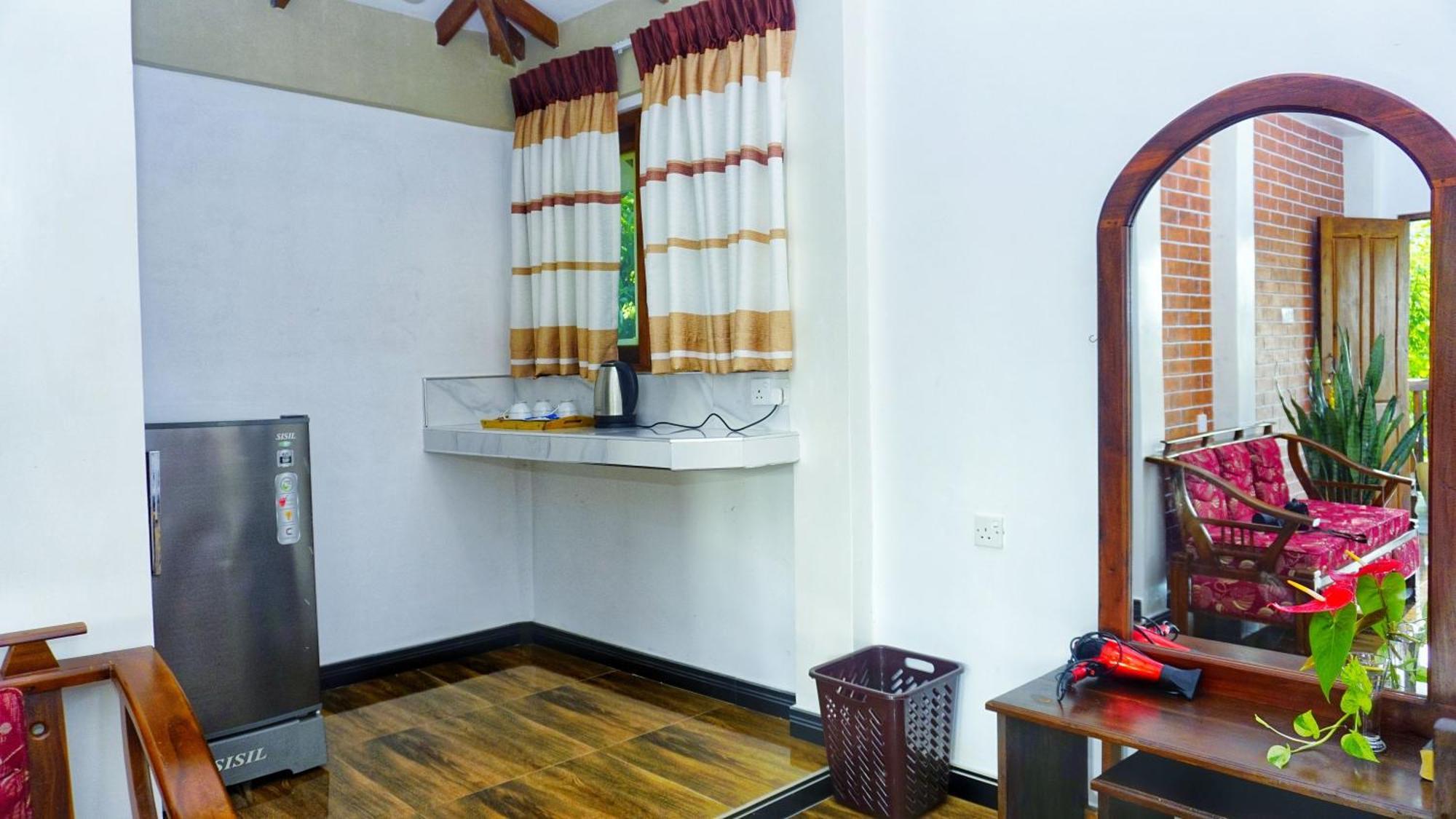 Sigiri Dilu Villa Сігірія Номер фото